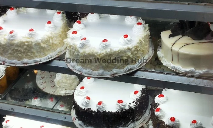 Aradhana Bakery